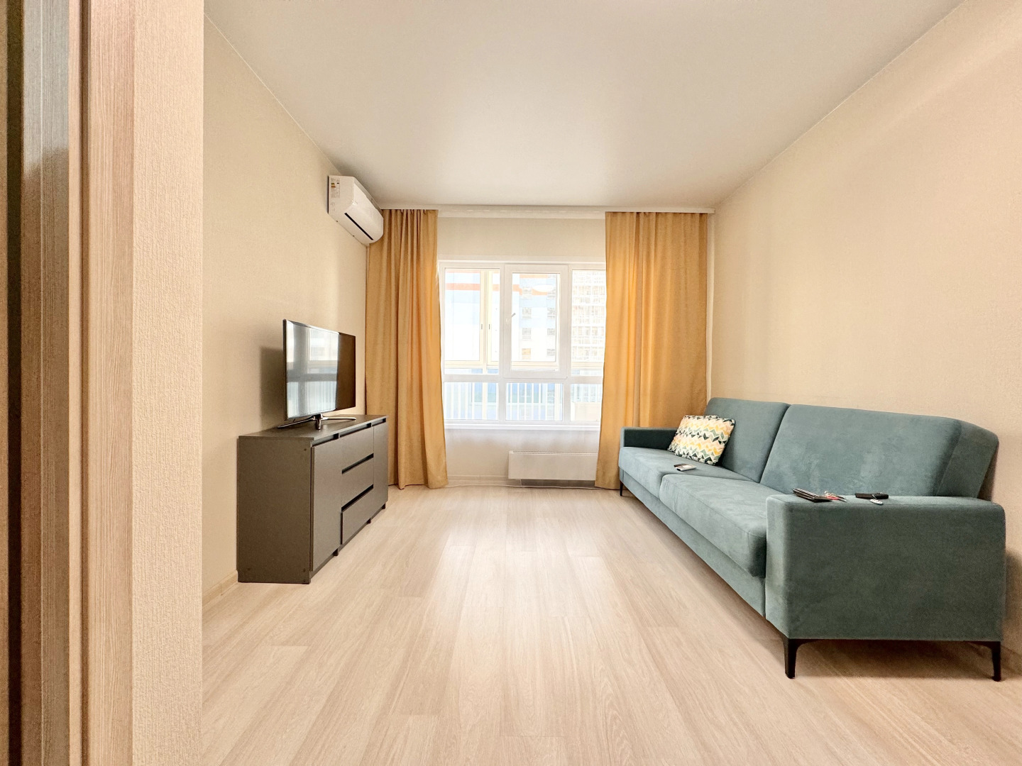 Квартира Hugge Place [Объект 185]