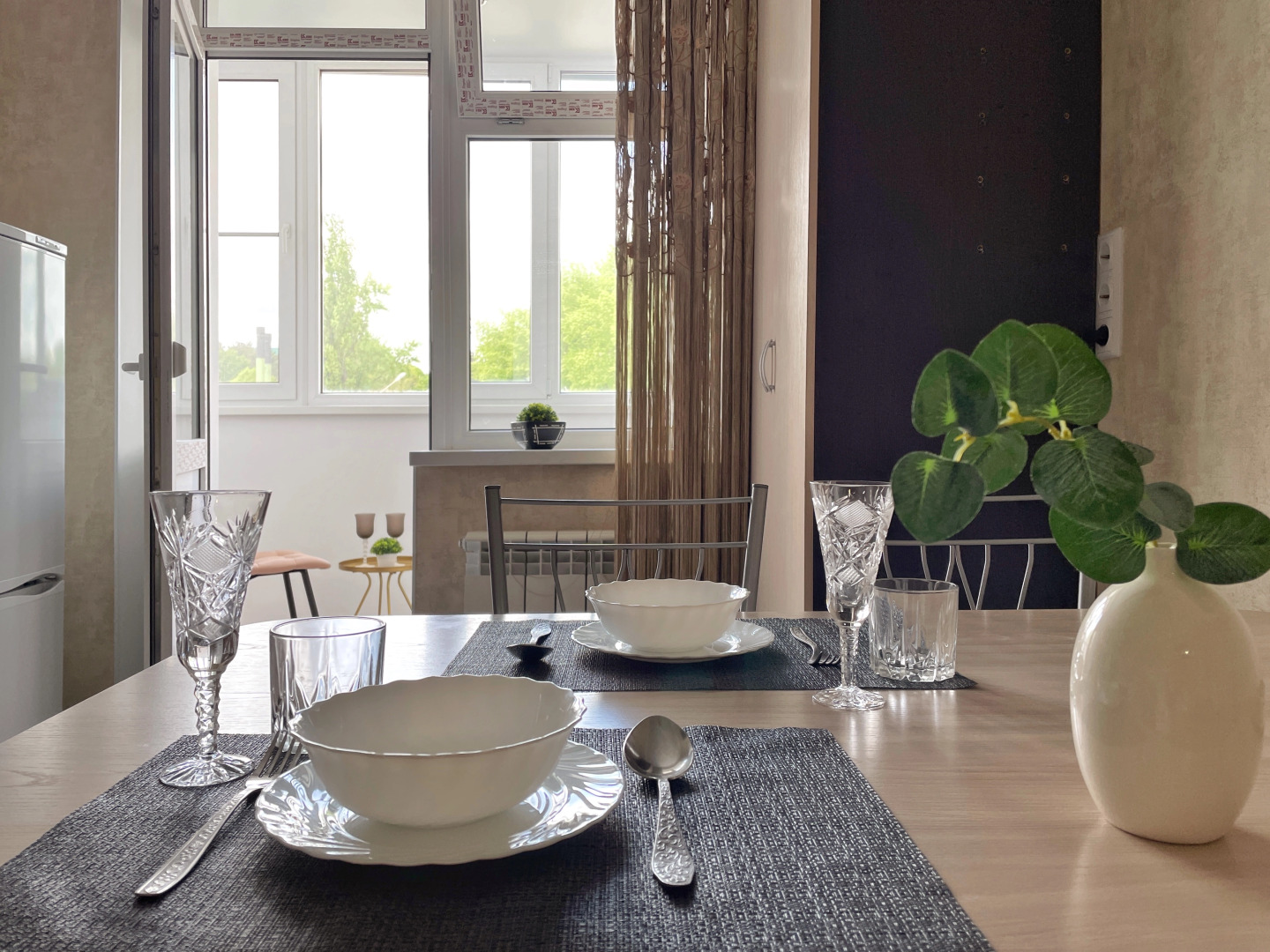 Двухкомнатные Апартаменты Люкс на 7 человек в курортной зоне Ессентуков