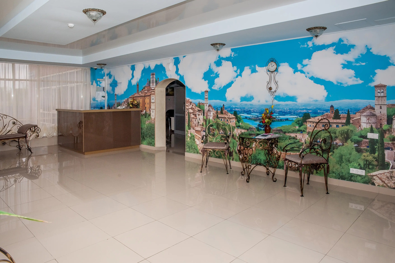 Отель Атриум