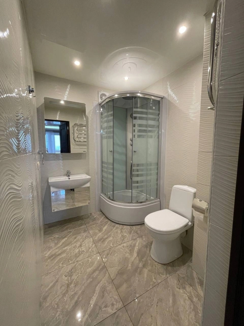 Квартира Толстой Пионерская Red