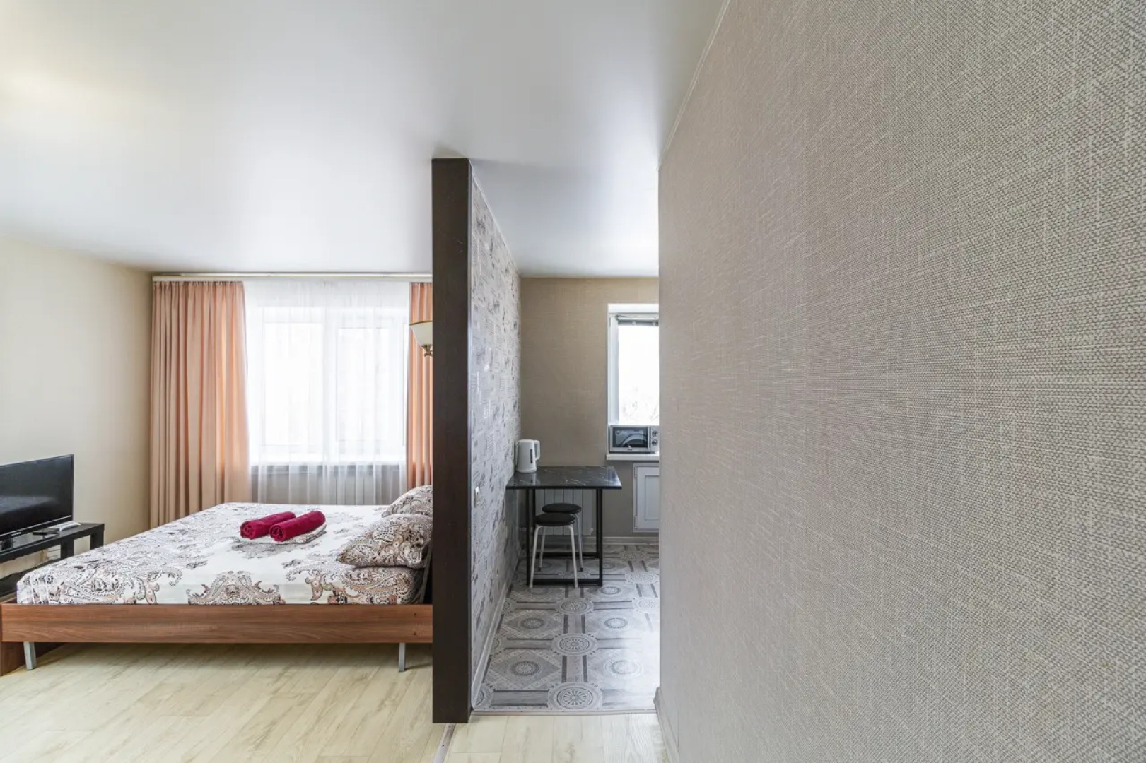 Апартаменты на Иртышской Набережной