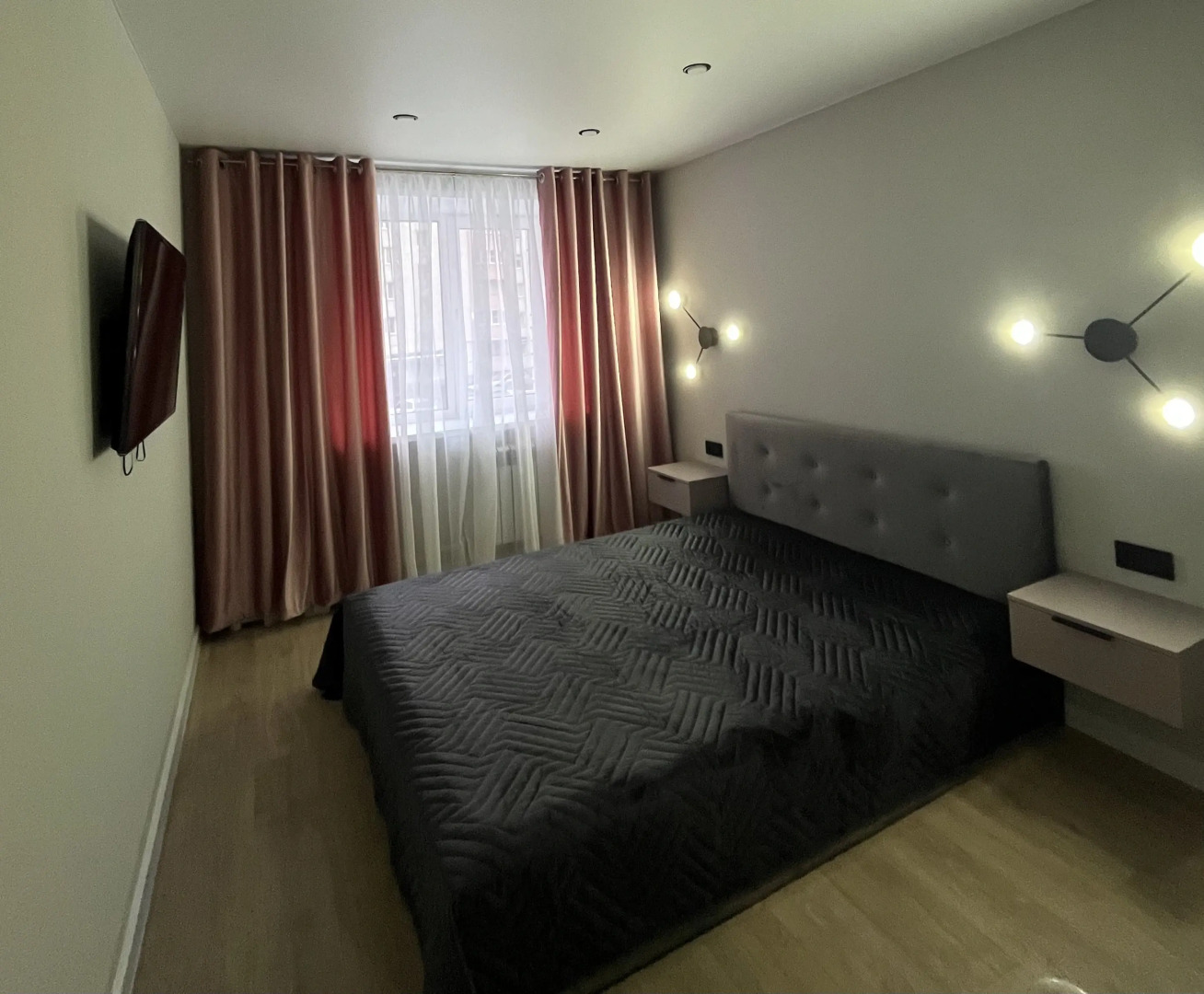 Квартира с Петропавловскими прудами