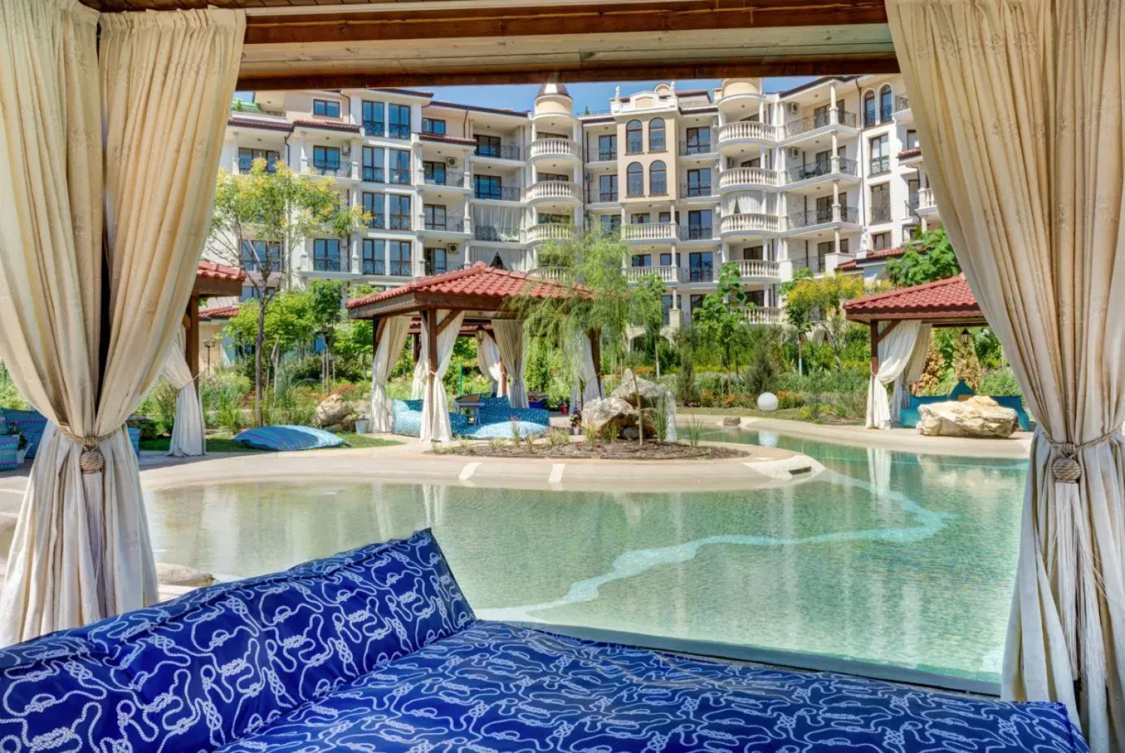 Апарт-Отель Poseidon VIP Residence Club