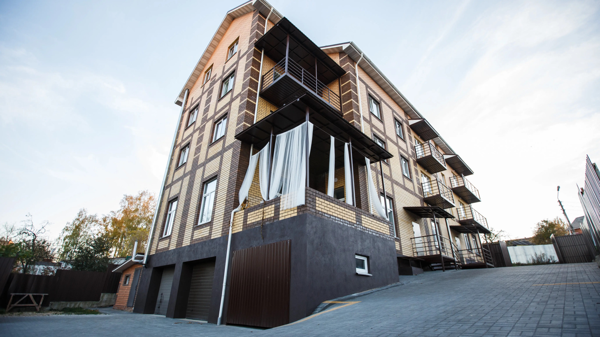 Апартаменты Right Room трехкомнатные на Салтыкова-Щедрина 3