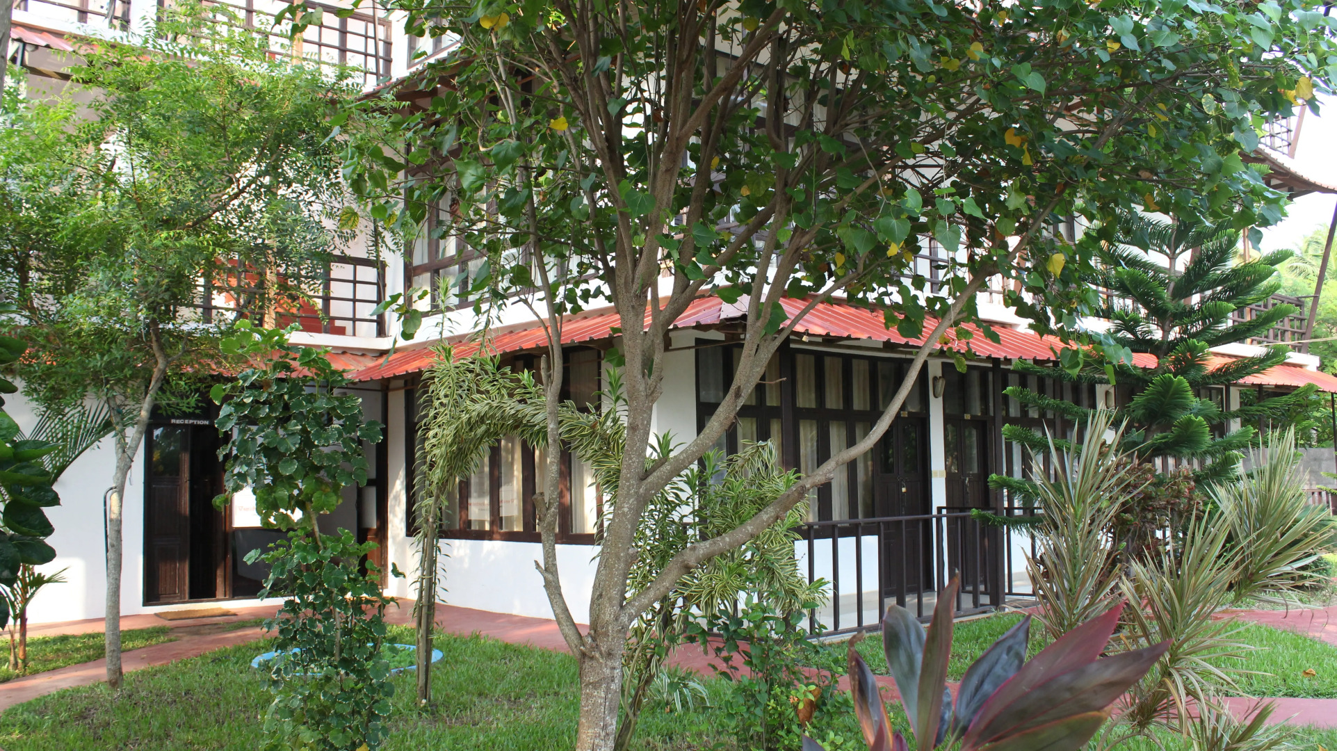 Отель True Blue Beach Resort