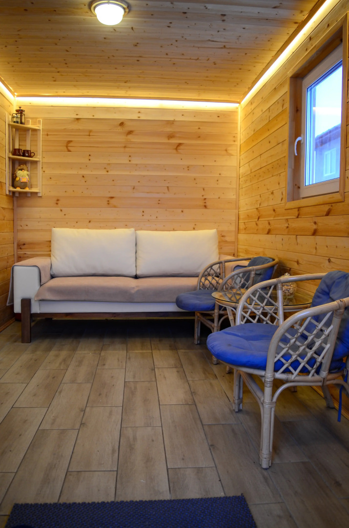 Частный дом Пpоcтopный с Панорaмными Окнaми и Кpacивым Видом