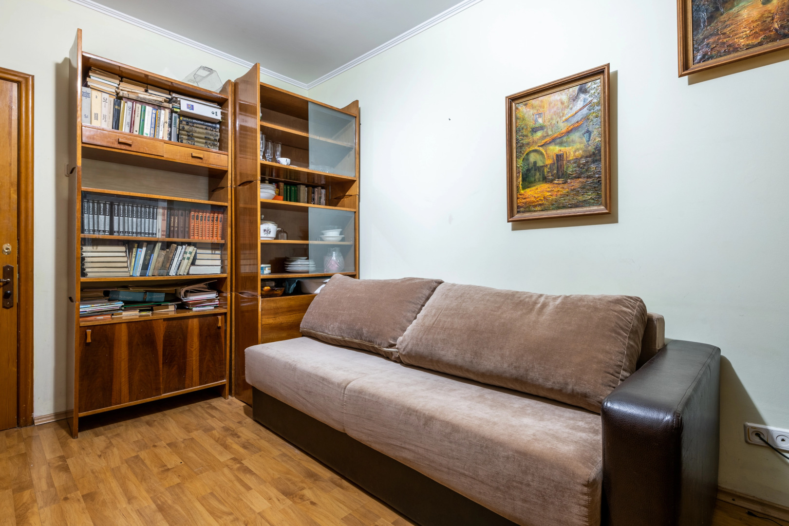 Апартаменты Domumetro на Введенского 24