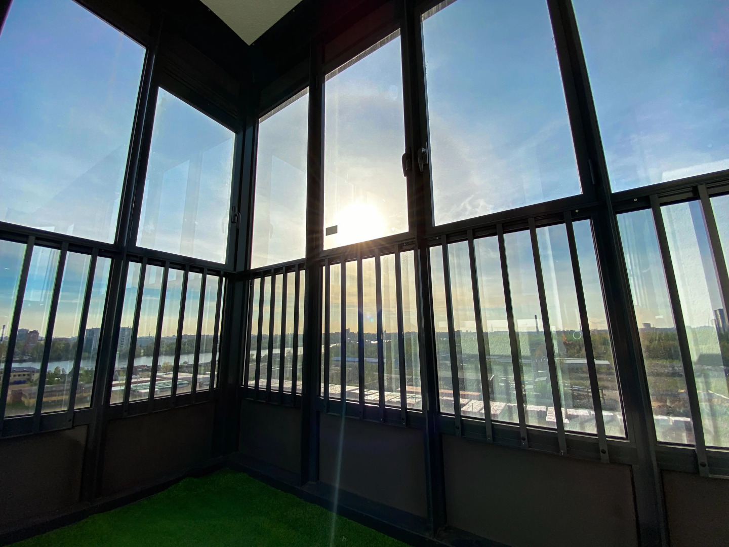 Квартира 1-комн на берегу Невы