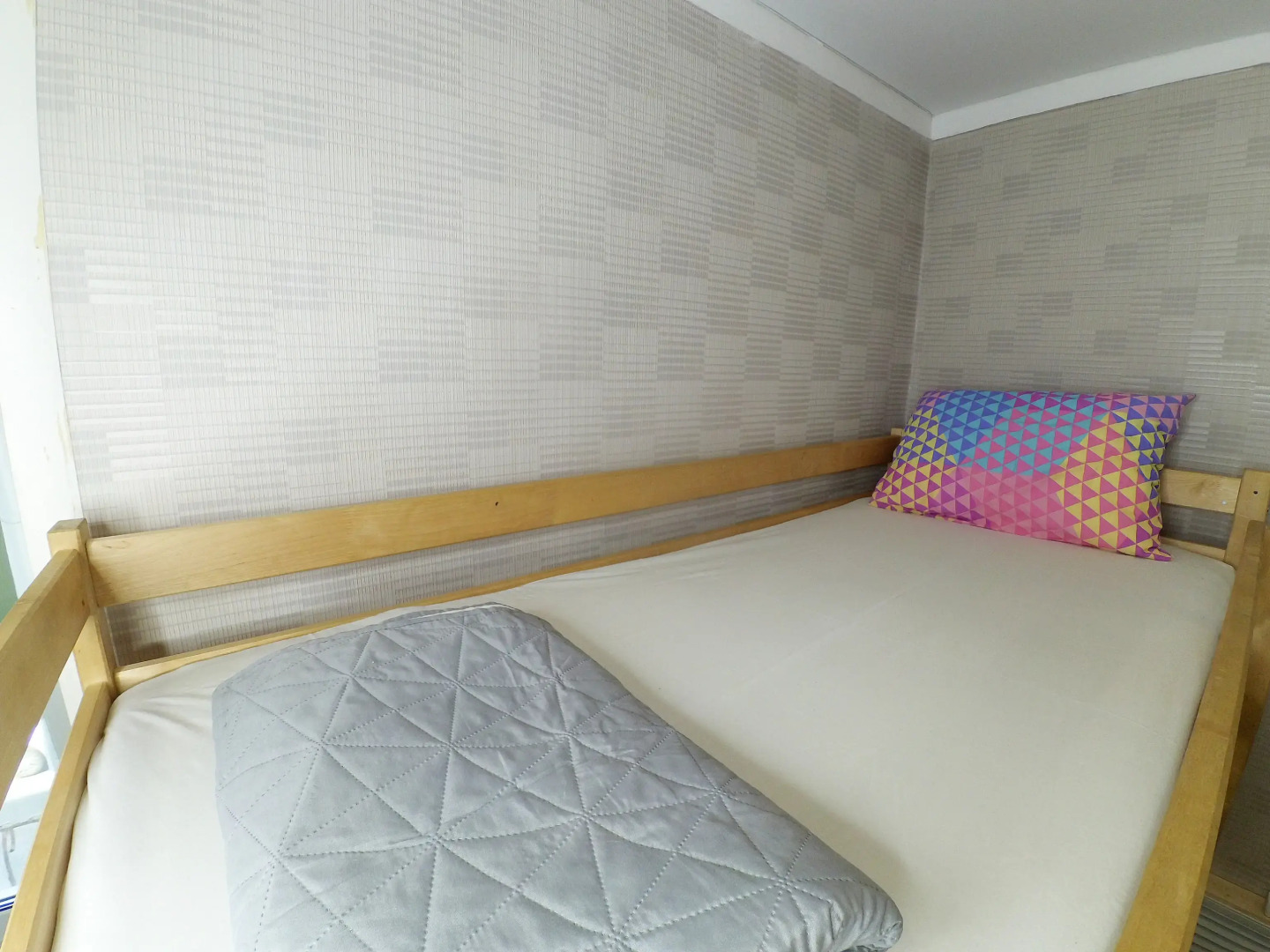 Студия 1 Тат Хаус на улице Нурсултана Назарбаева 9 в центре города у станции метро