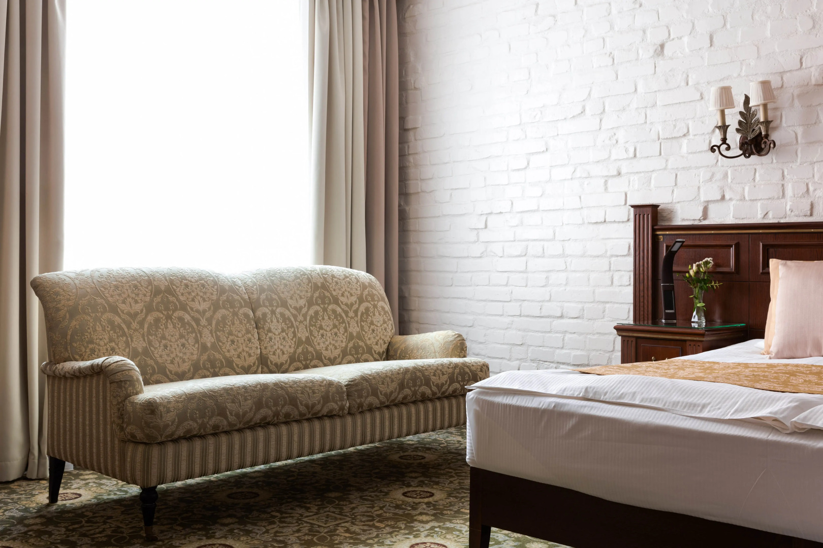 Отель Традиция