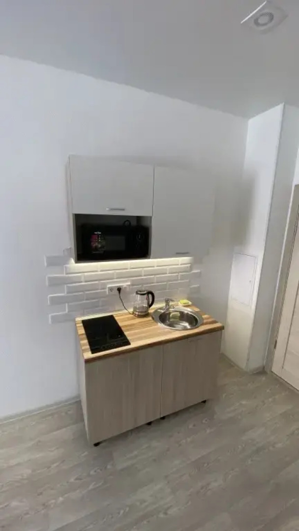 Апартаменты на Аллее Труда 21 4