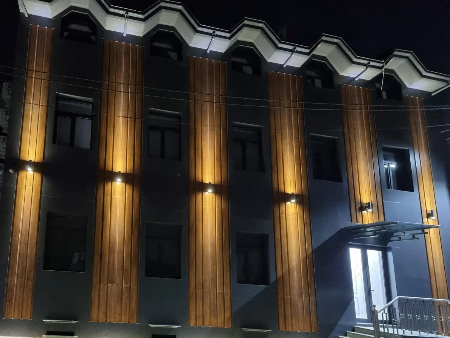 Отель Revel Hotel