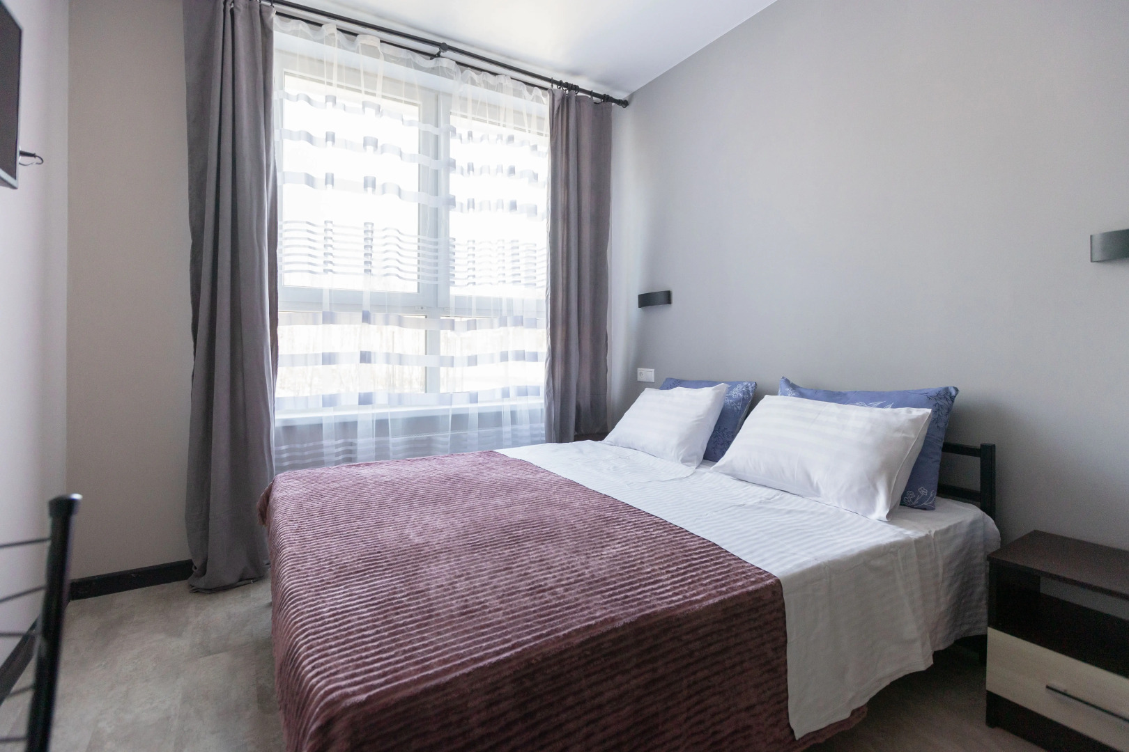 Апартаменты Студия на П. Романова