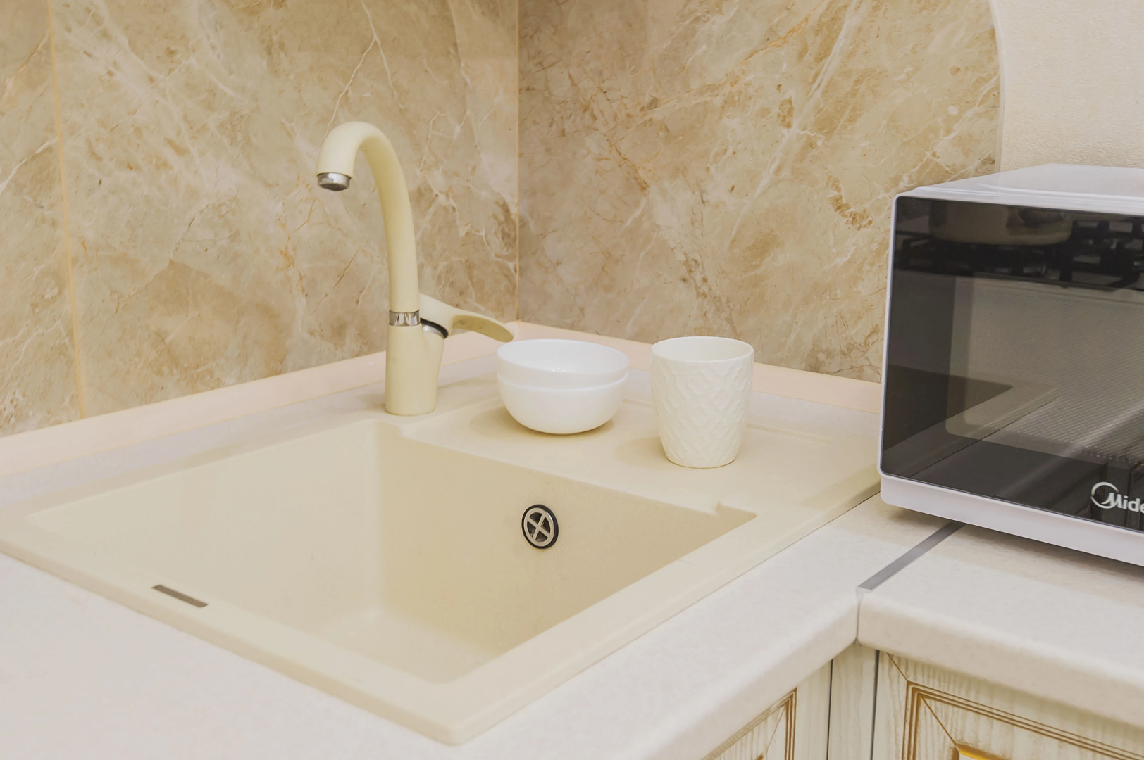 Квартира GM Apartments Светлая двушка у Арбата