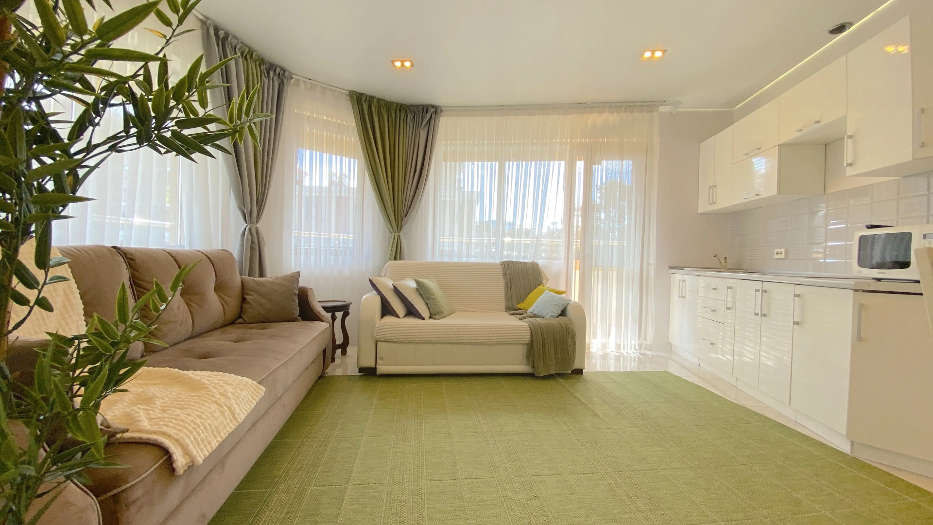 Апартаменты Версаль Альфа Апартаменты