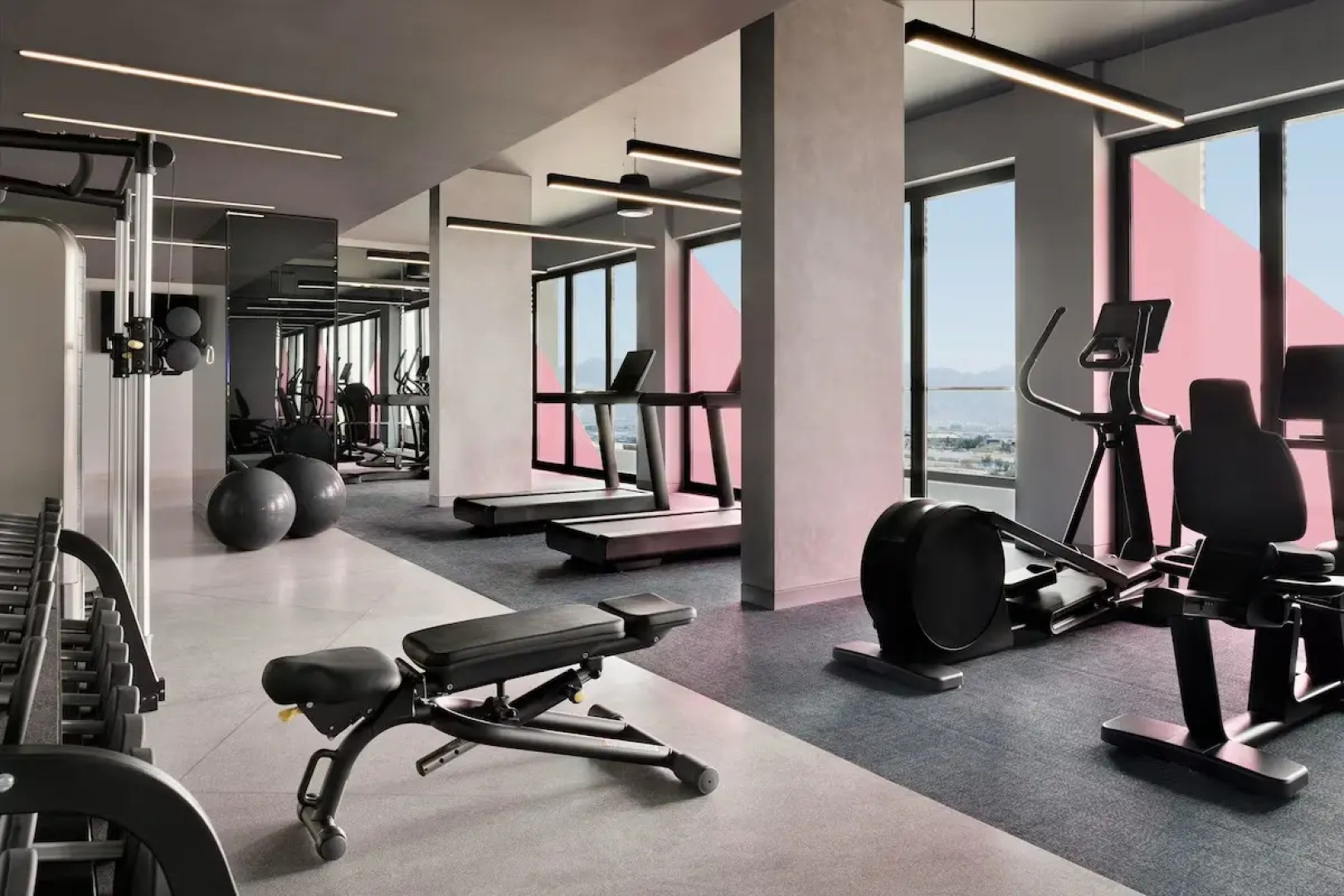 Отель Aloft Muscat