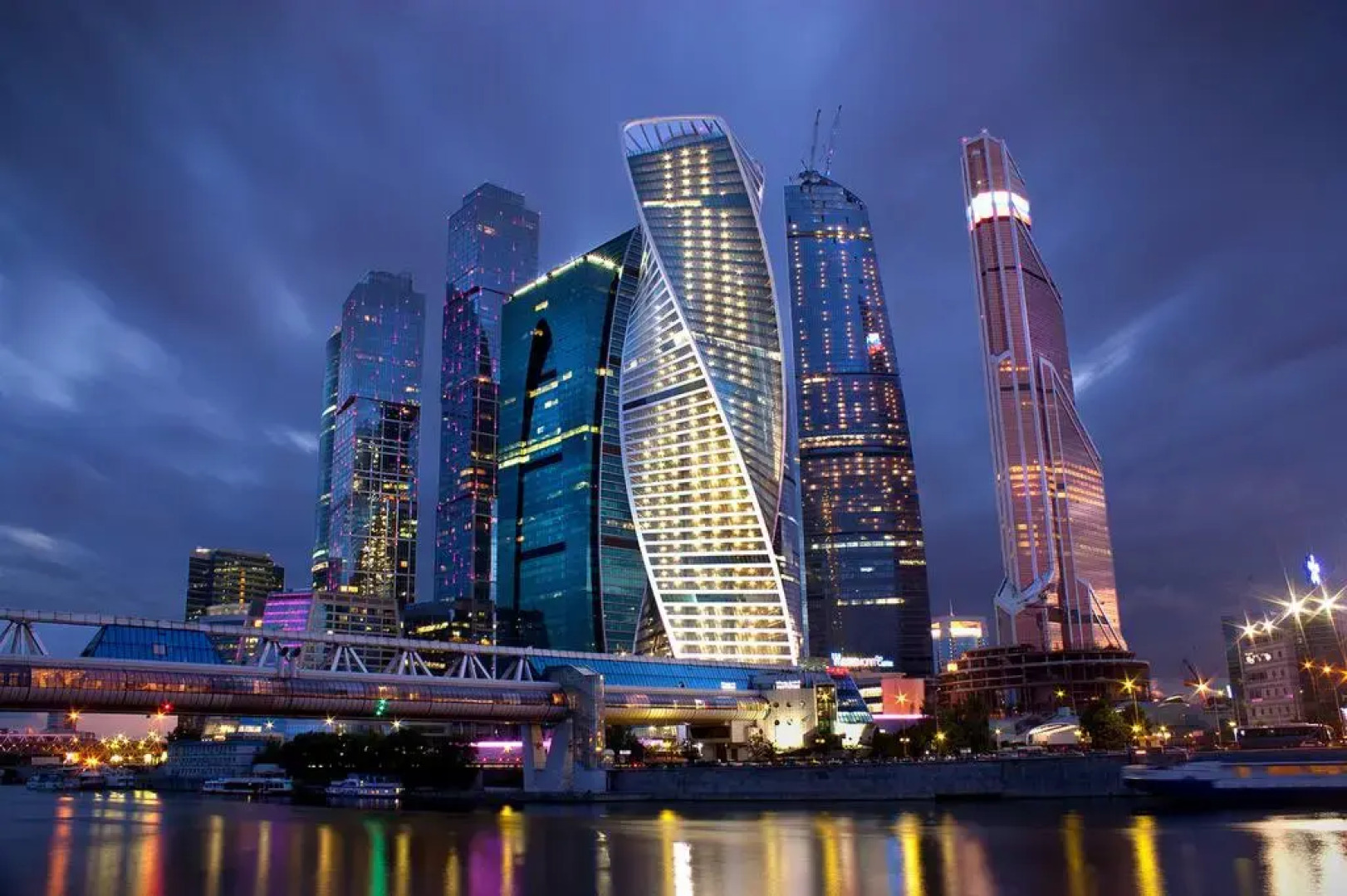 Апартаменты Люкс с камином Башня ОКО Москва-сити (вид на город)