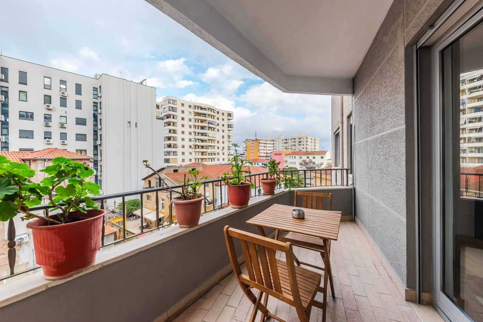 Апартаменты City Central Apartment