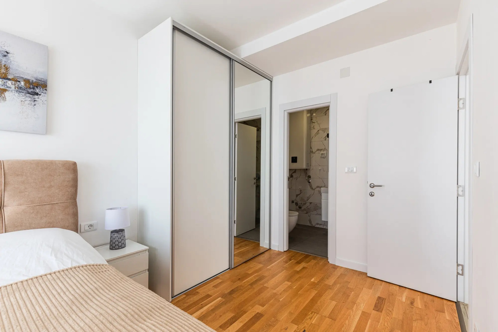 Апартаменты Sunny Side Three Bedrooms