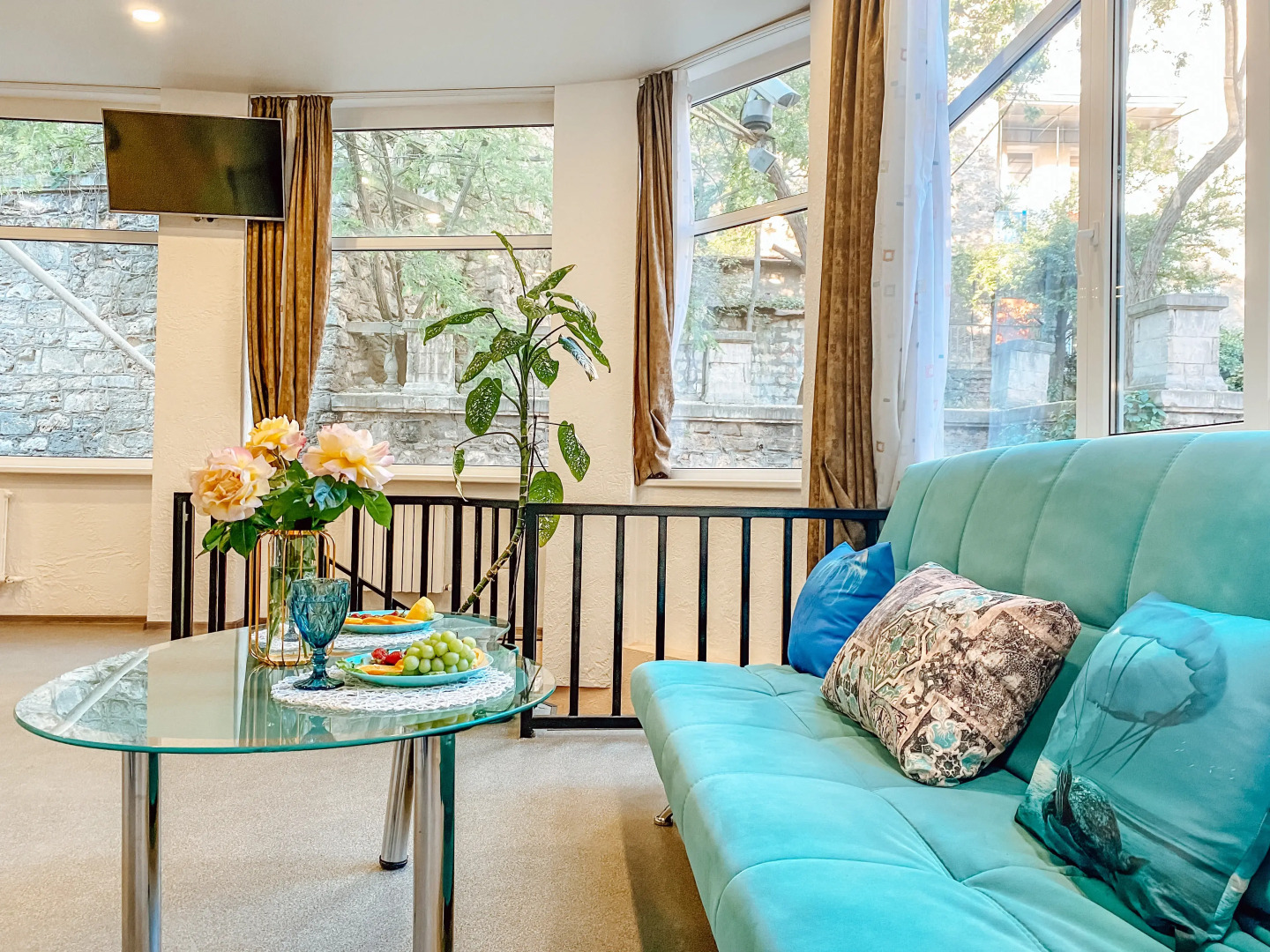 Апартаменты Счастье Жить в центре Севастополя