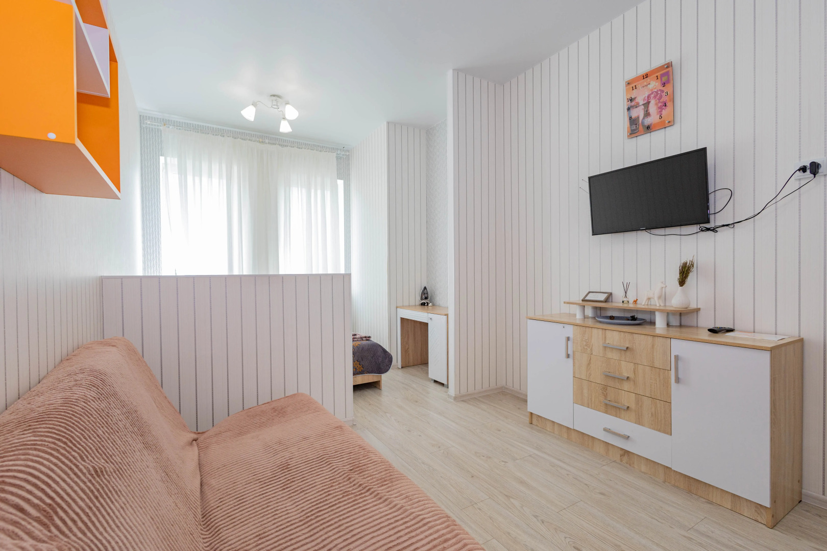 Апартаменты новые и комфортные возле красивого озера