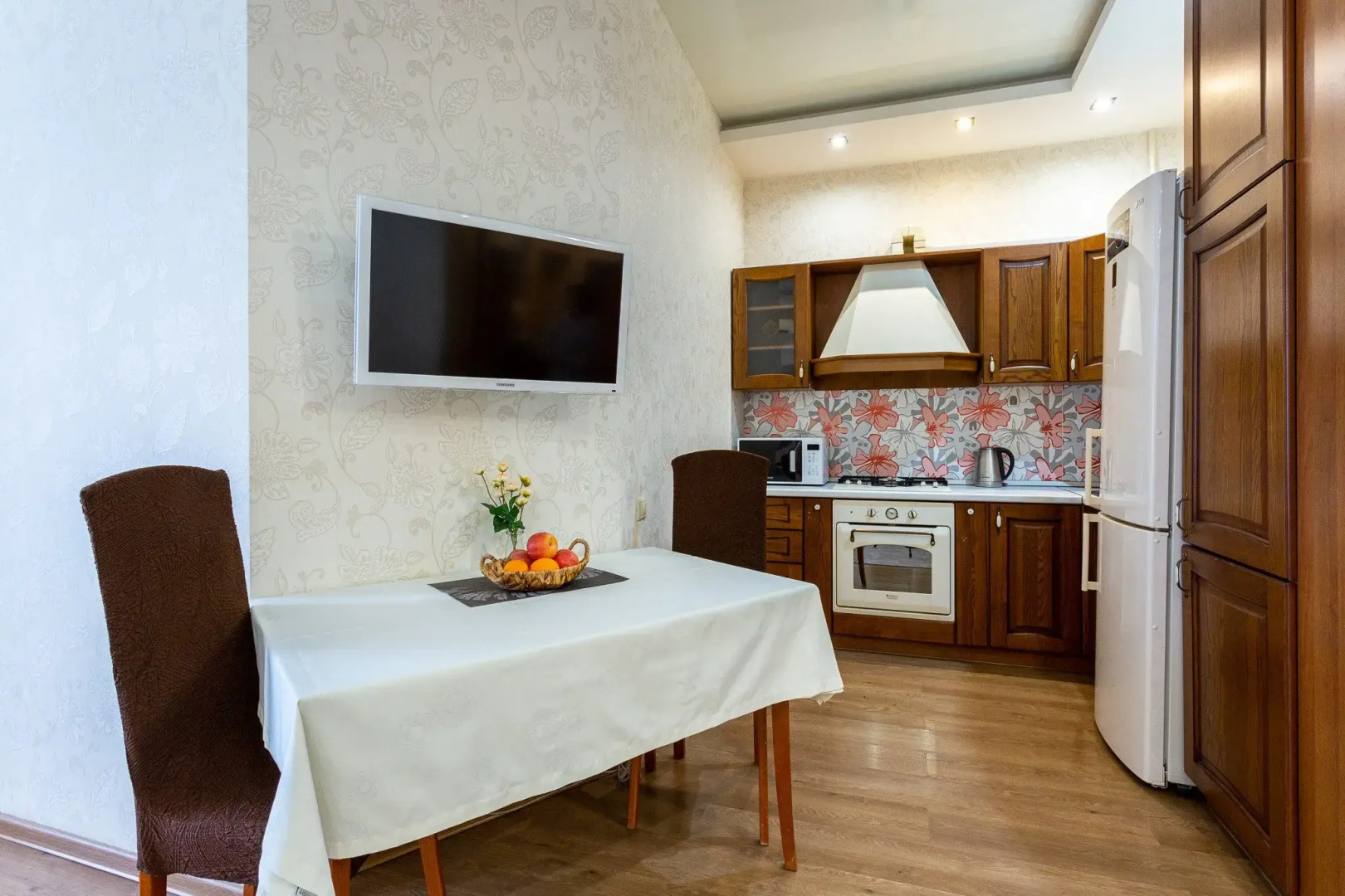 Квартира Просторная  в Центре Сочи на Первомайской Улице