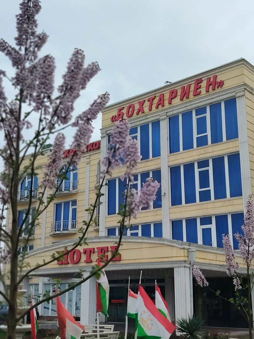 Отель Bokhtariyon