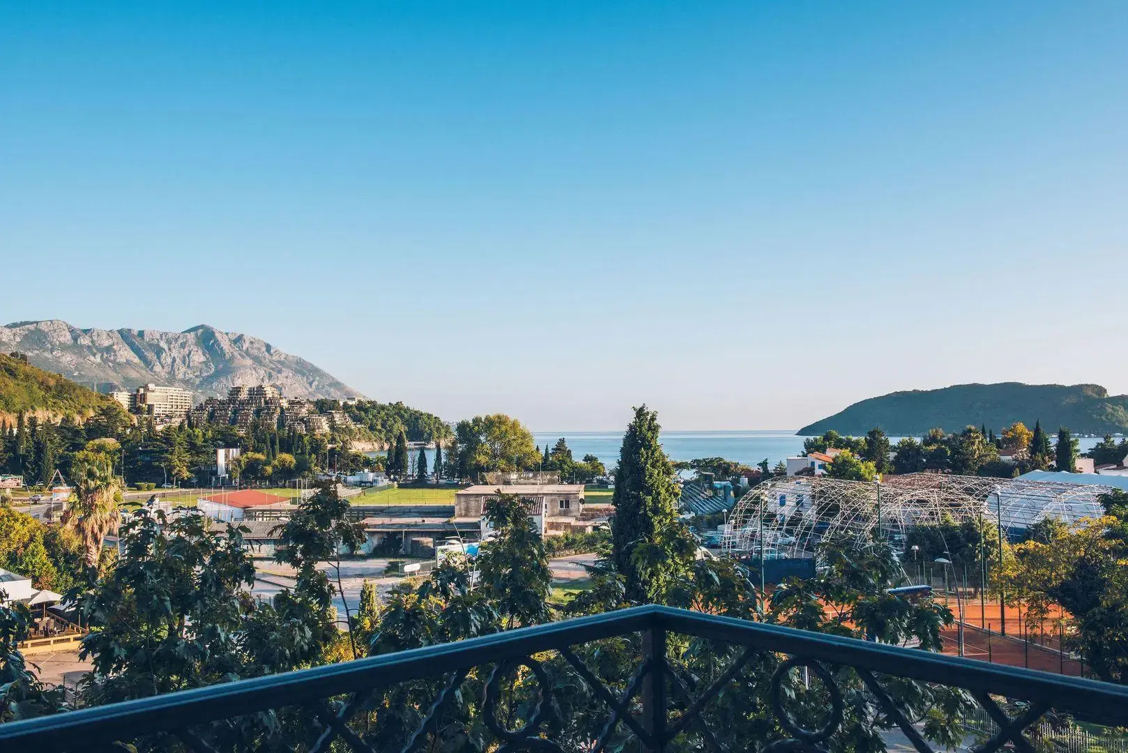 Отель Iberostar Slavija