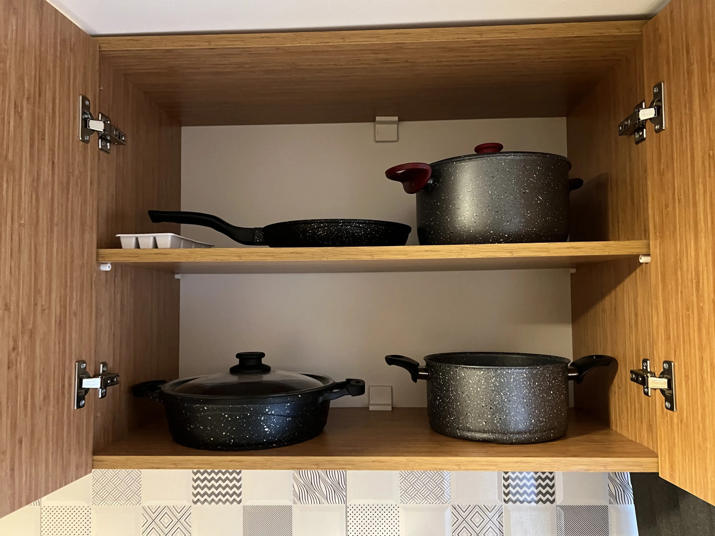 Апартаменты City Center Serenity: Stylish Studios