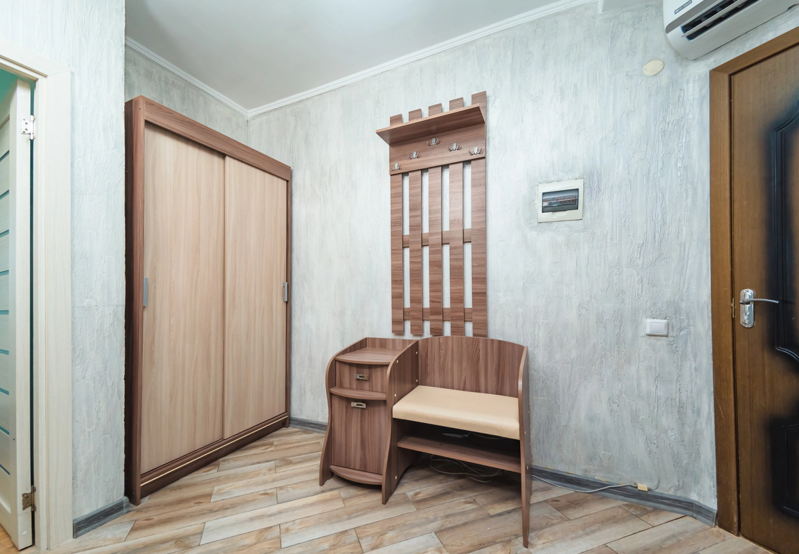 Апартаменты на Кирова 1 B-Flats