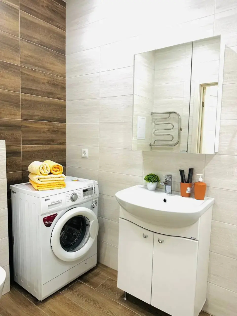 Квартира Просторная рядом с ж/д вокзалом и ИРНИТУ