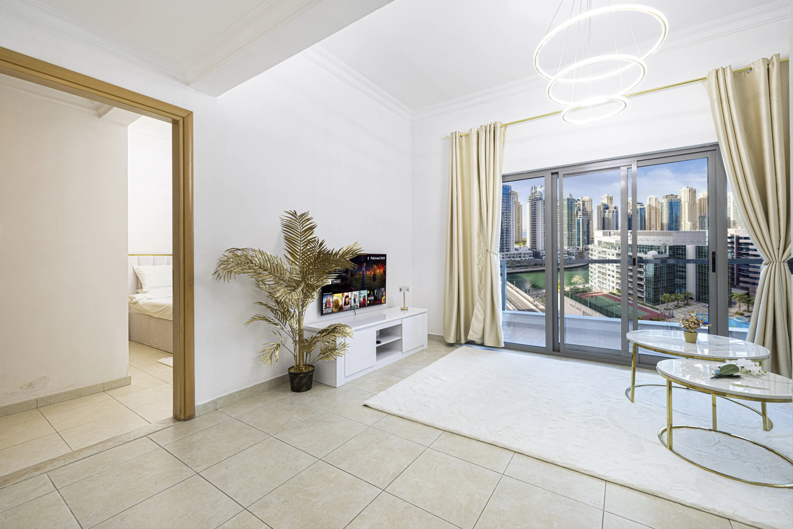 Квартира Luxury and spacious full Marina view