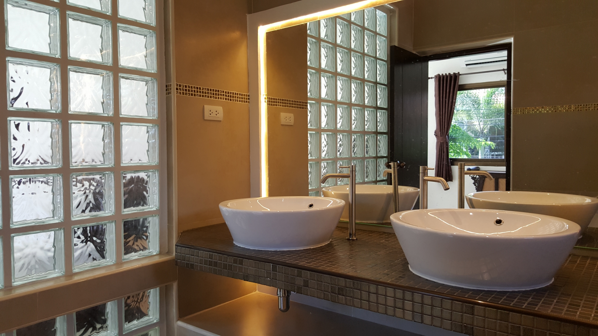 Вилла Hideland - The Luxurious Tropical Villa - Pattaya Jomtien