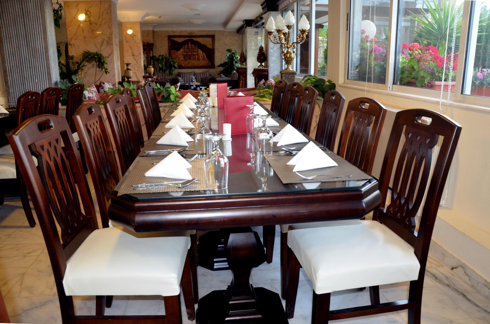 Отель Amra Palace International