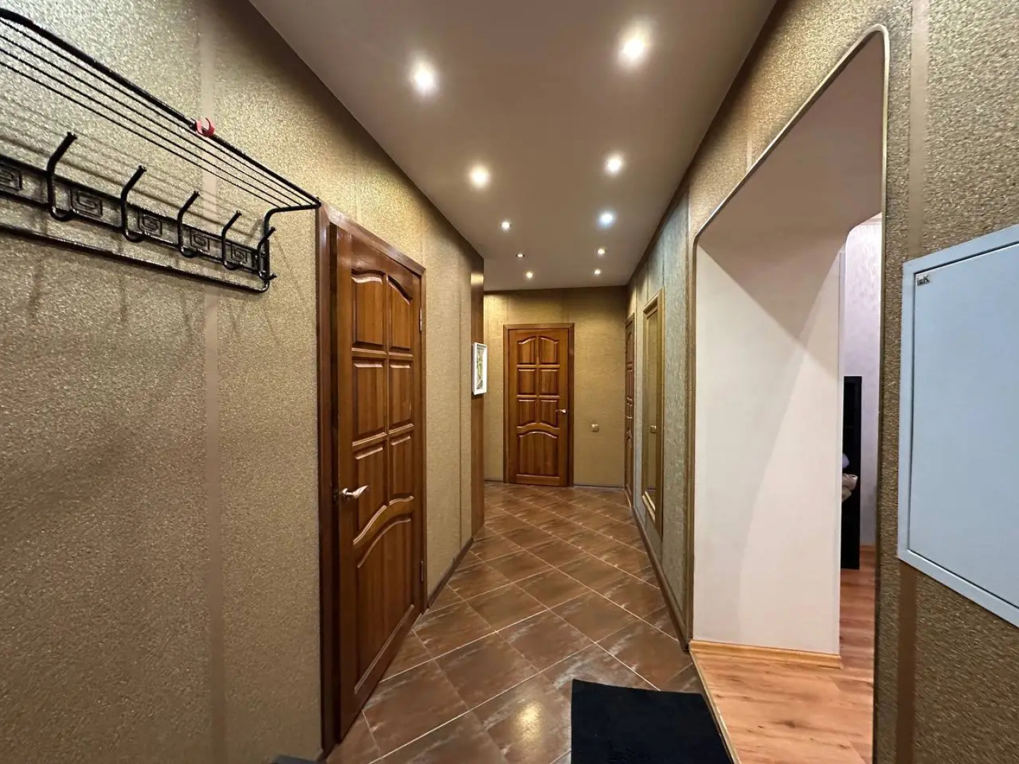 Квартира Большая в Центре Города с Парковочным Местом