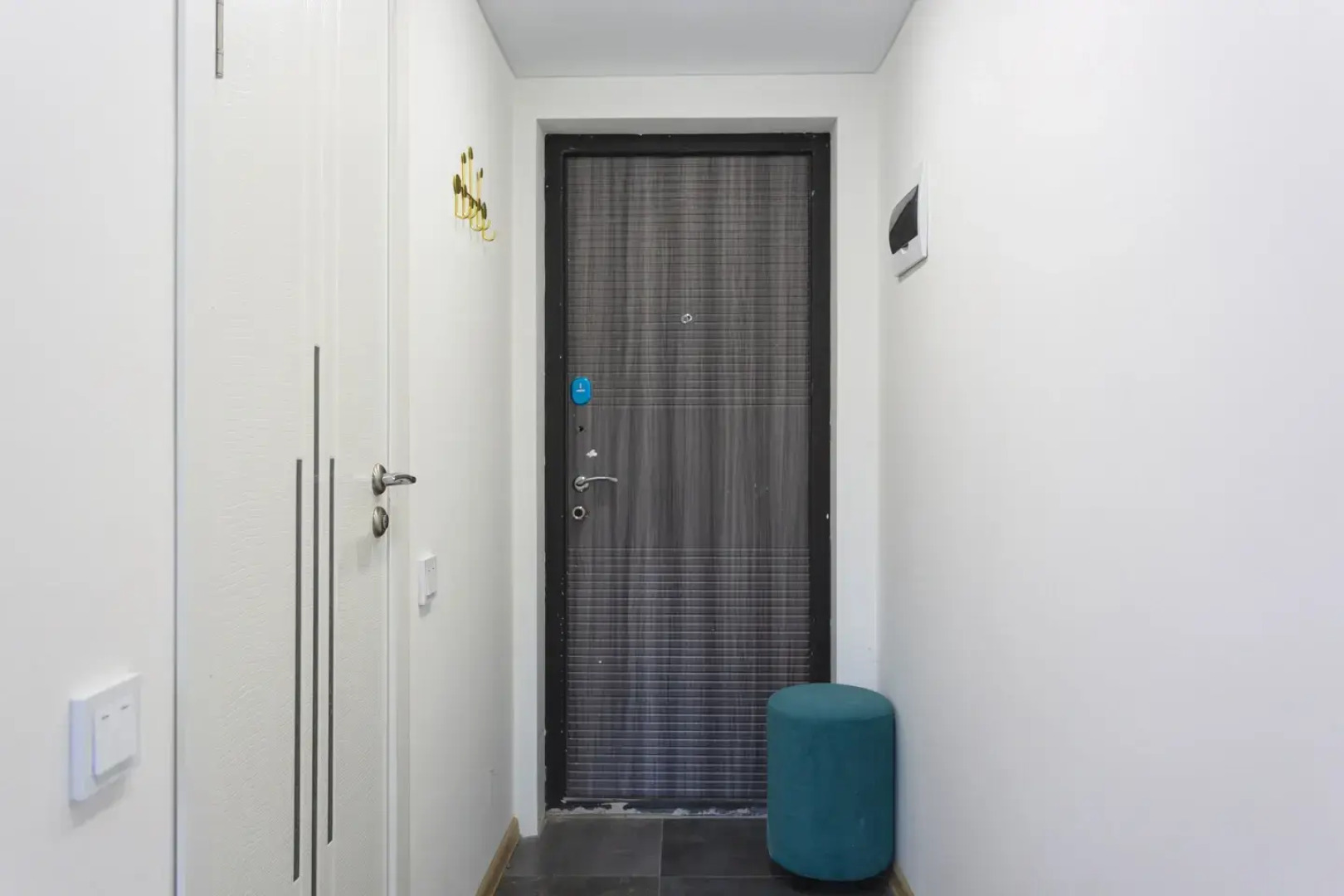 Квартира двухэтажная на Оптическом проезде 1