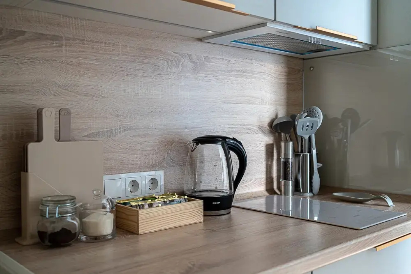 Апартаменты с отдельной спальней на Большой Покровской (до 4х гостей)