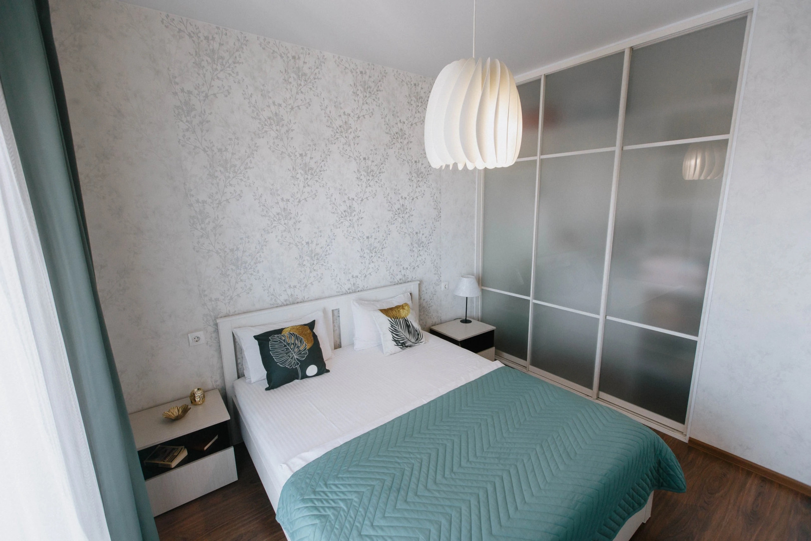 Квартира двухкомнатные Be Home на 25 октября