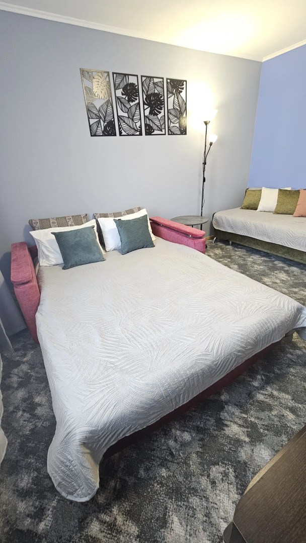 Квартира большая уютная двухкомнатная