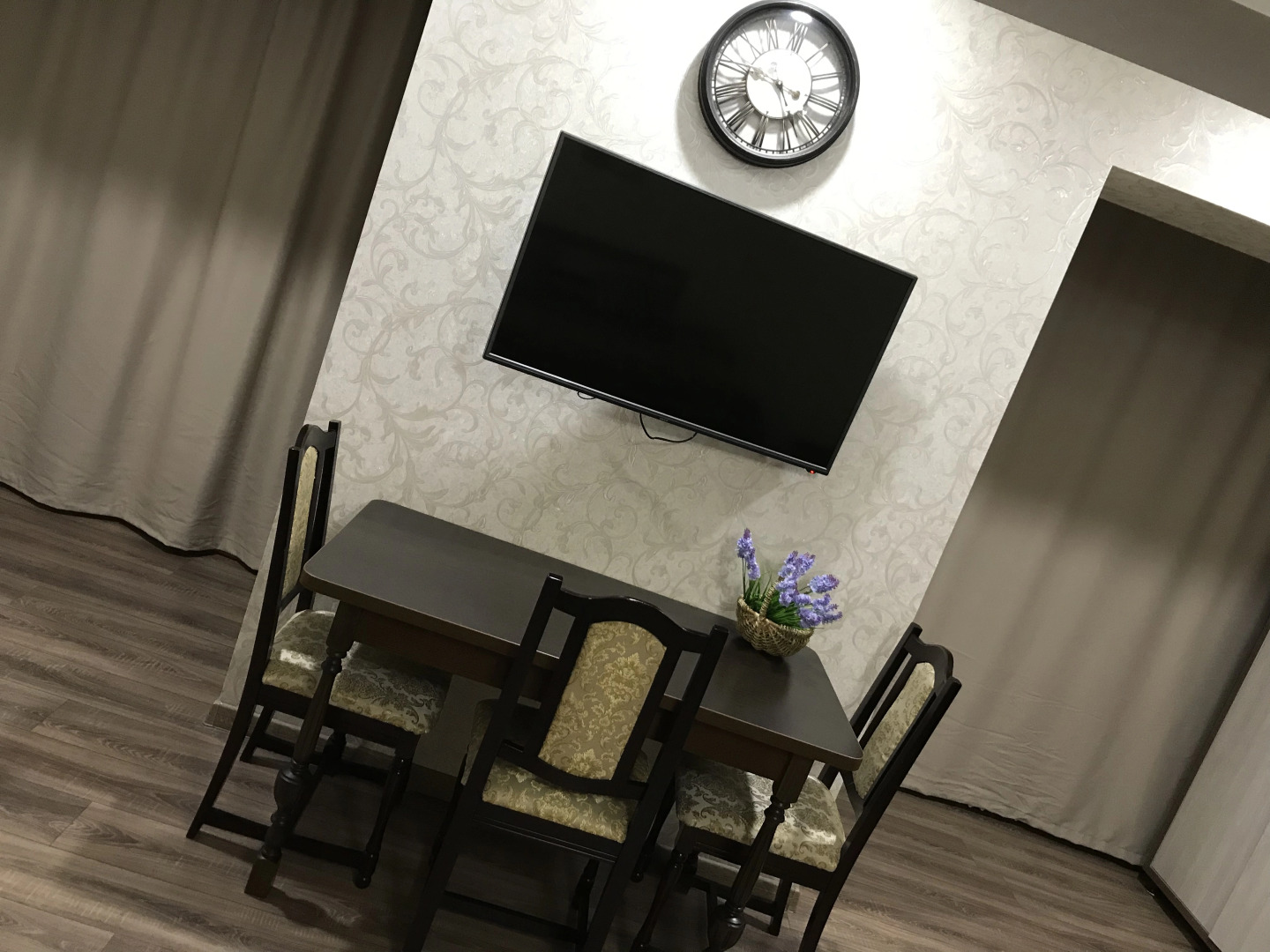 Апартаменты Студия в новостройке на первом этаже