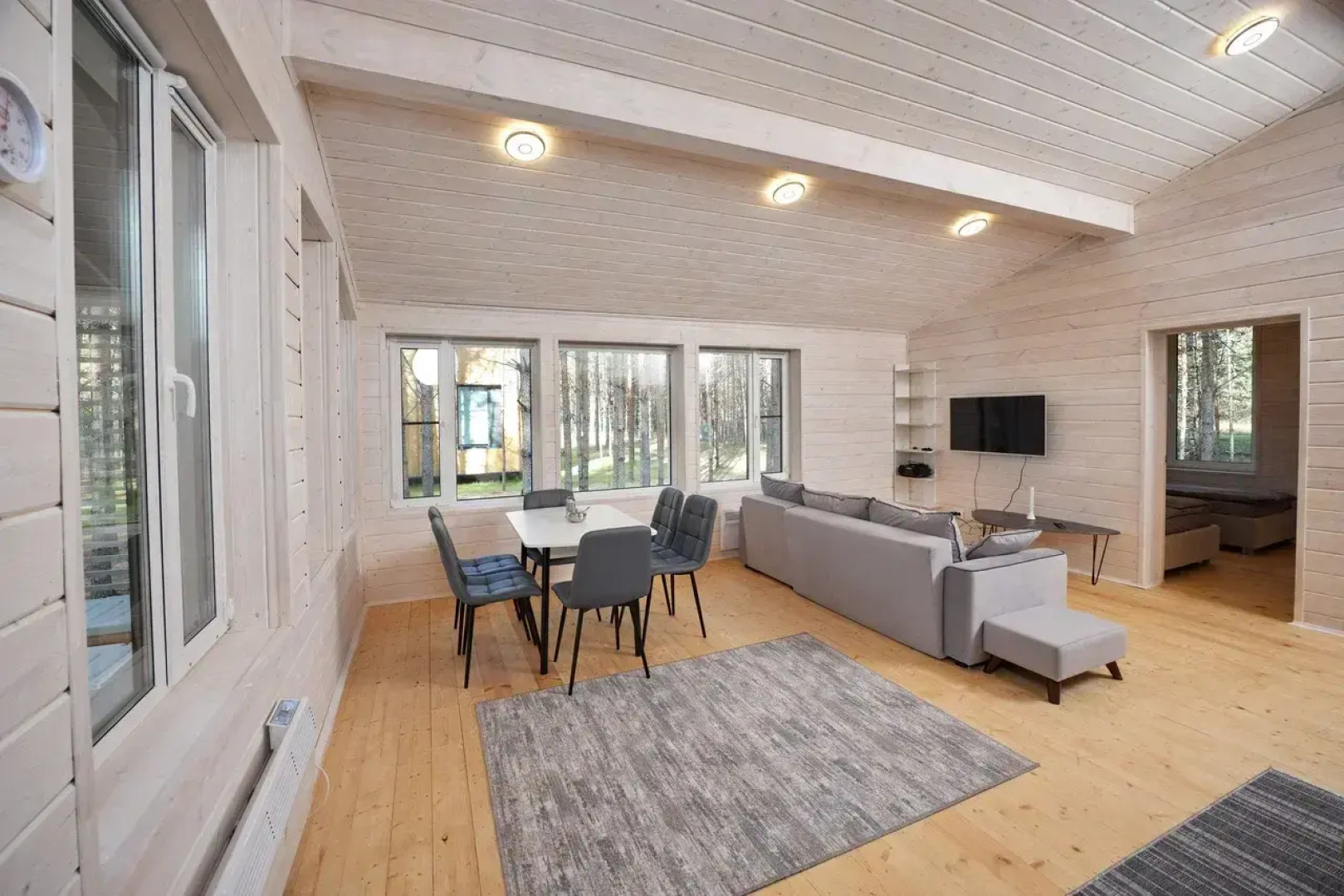 Частный Дом на Дачной 12