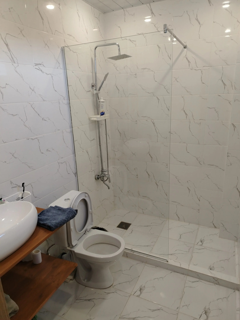 Частный дом Новый большой недалеко от города