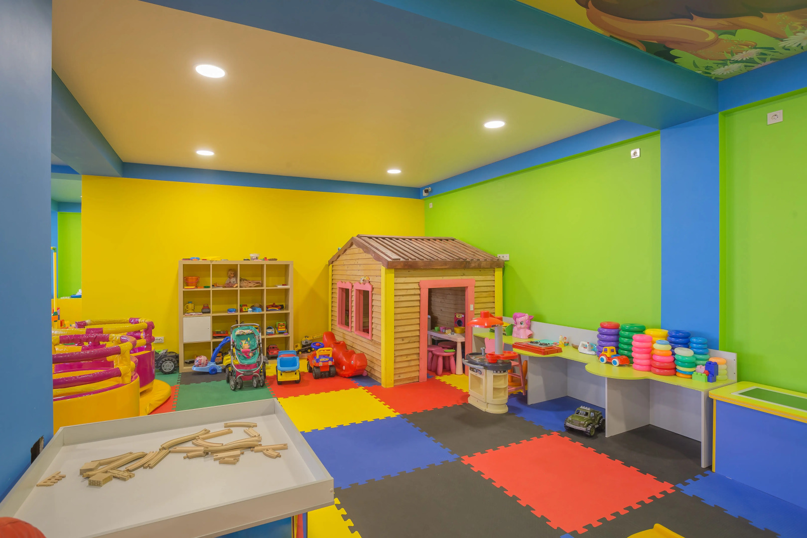 Отель Океан