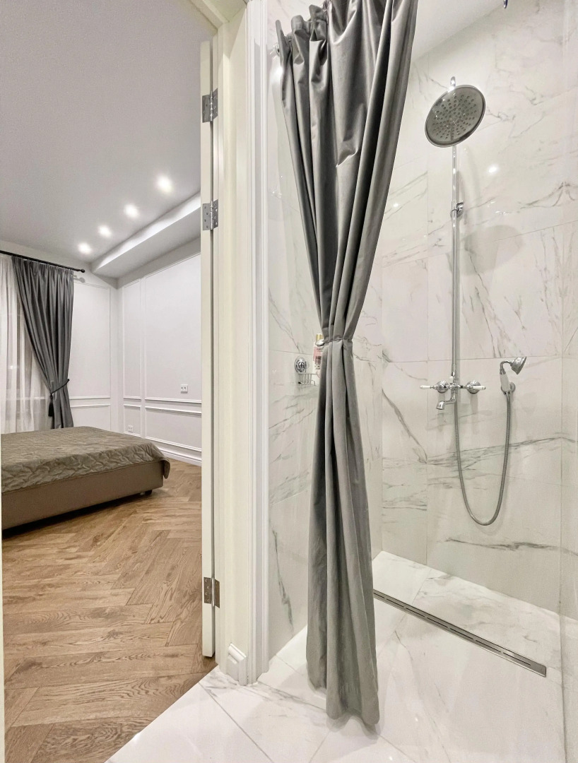 Апартаменты 4-комнатные HomeApart Свердлова, 26