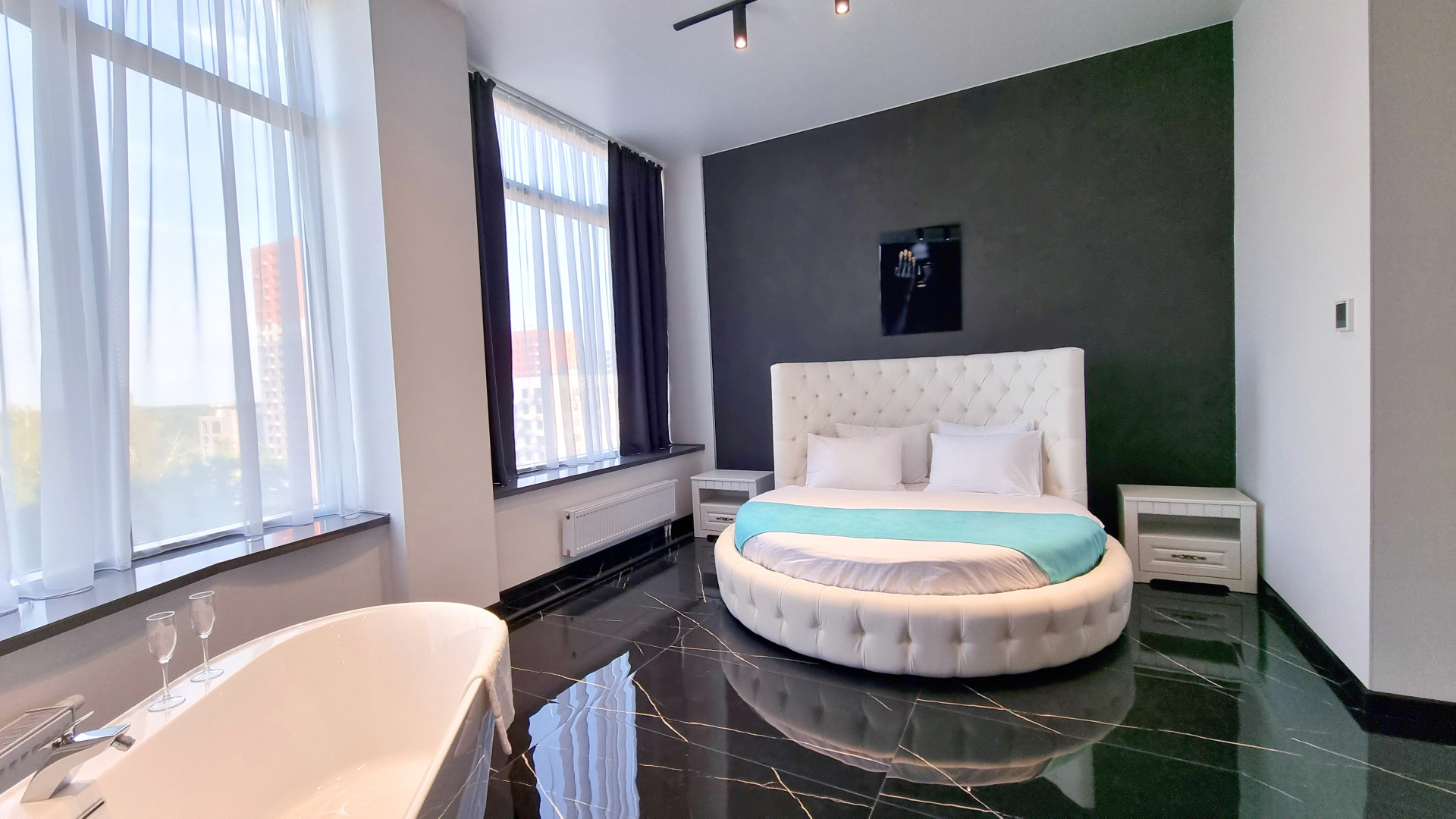 Отель Кристалл