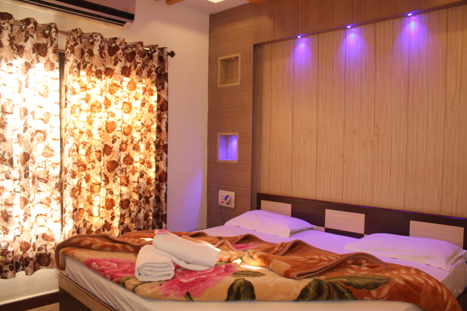 Отель Good Luck Residency