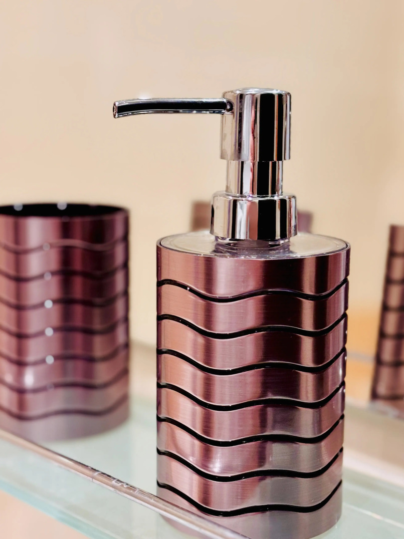 Квартира Просторная 2хкомнатная возле метро