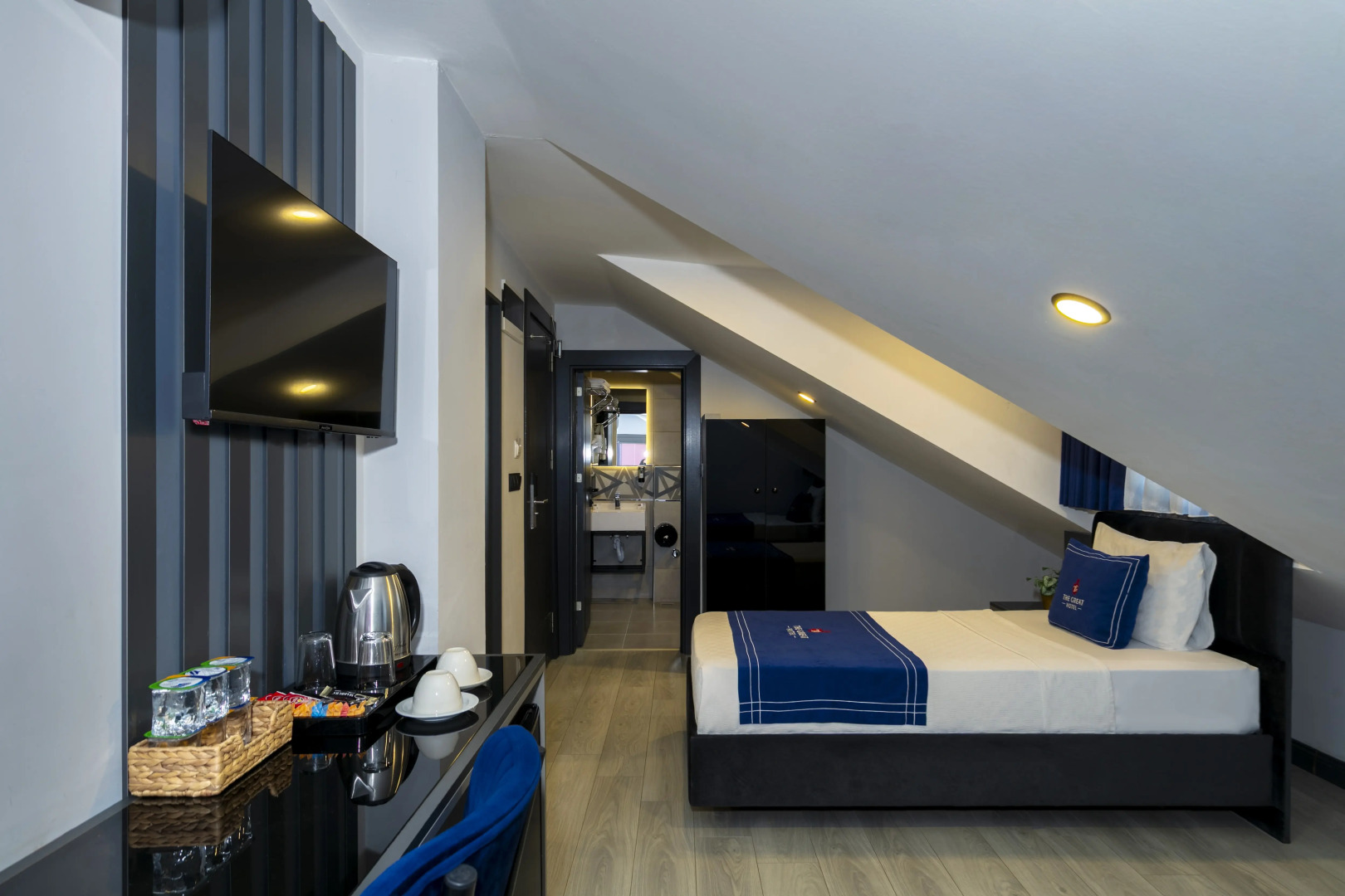 The Great Airport Hotel