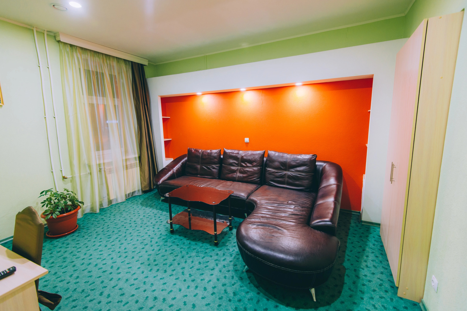 Отель Александр Хаус