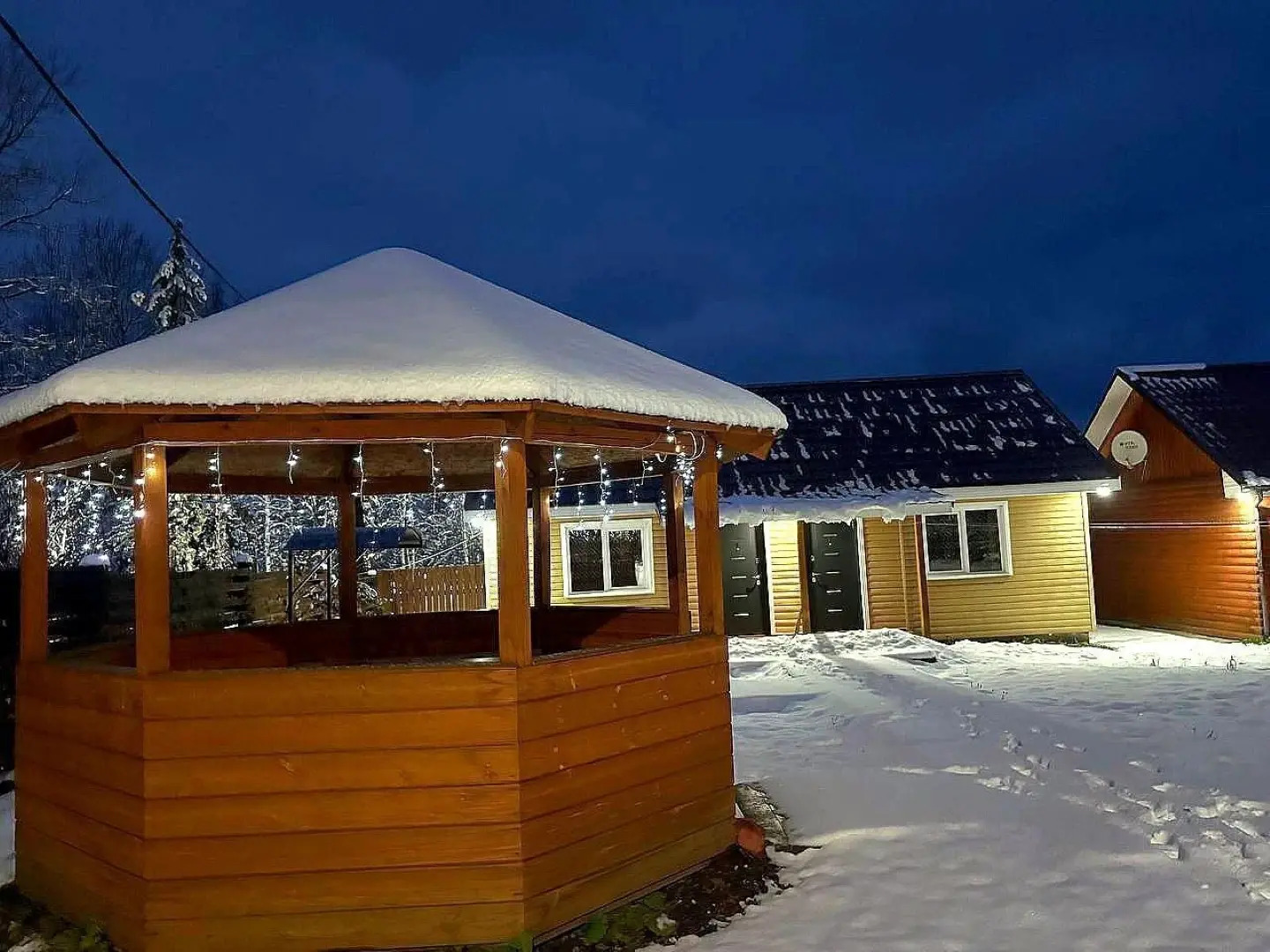 Апартаменты в Гостевом Домике с Баней